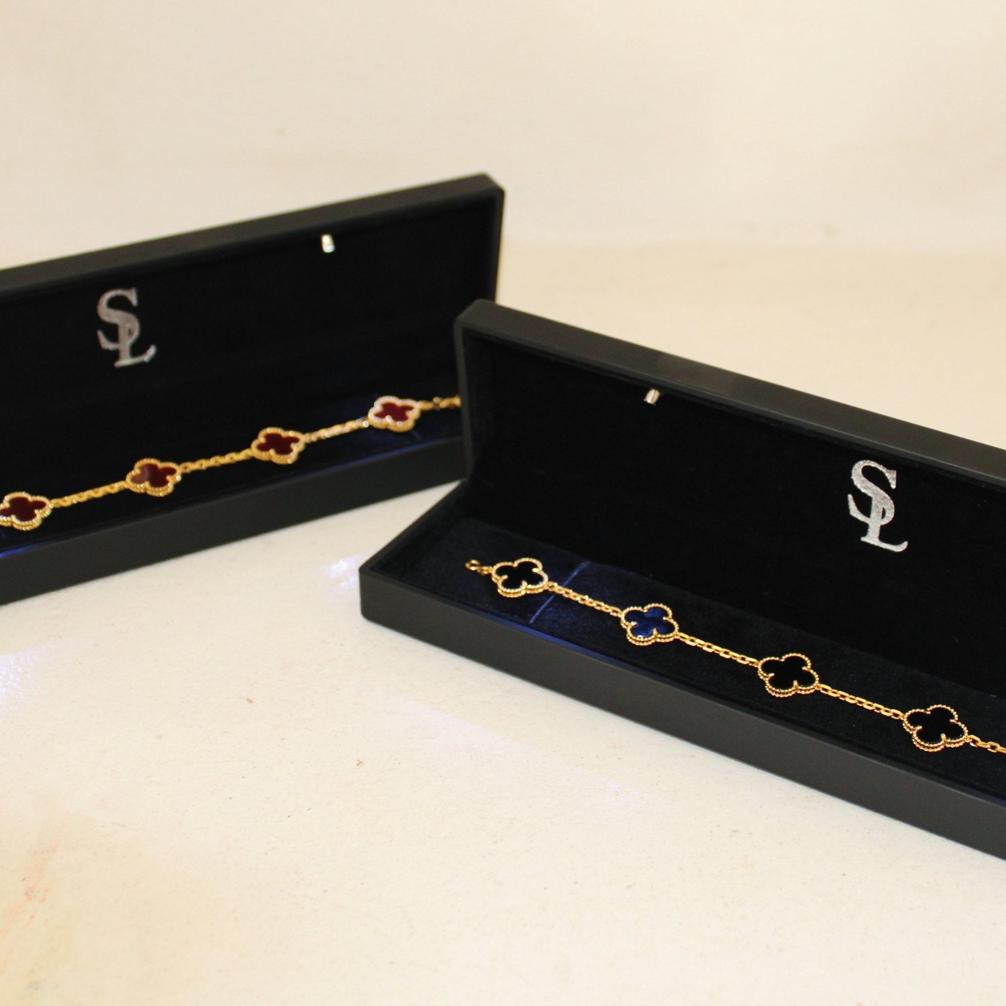 BRACELET TRÈFLE - NOIR - SAINT LEONE