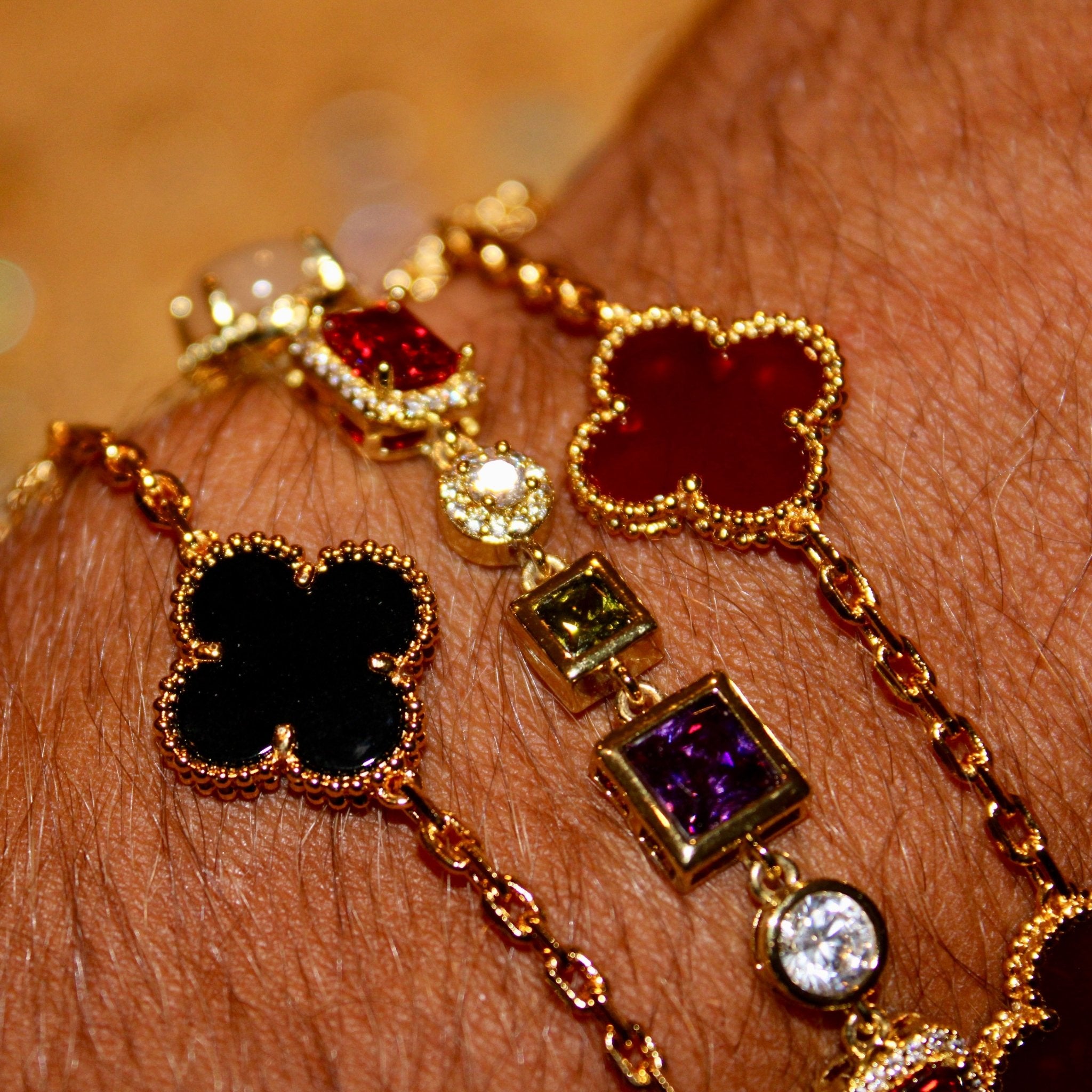 BRACELET TRÈFLE - ROUGE - SAINT LEONE