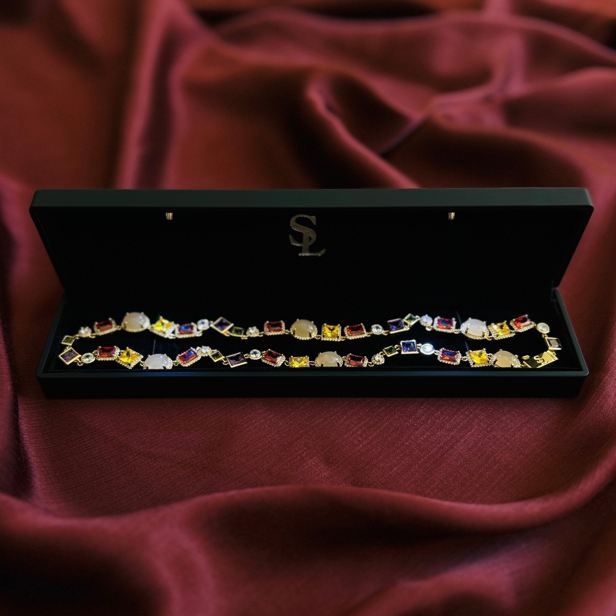 COLLIER DE GEMMES - OR - SAINT LEONE