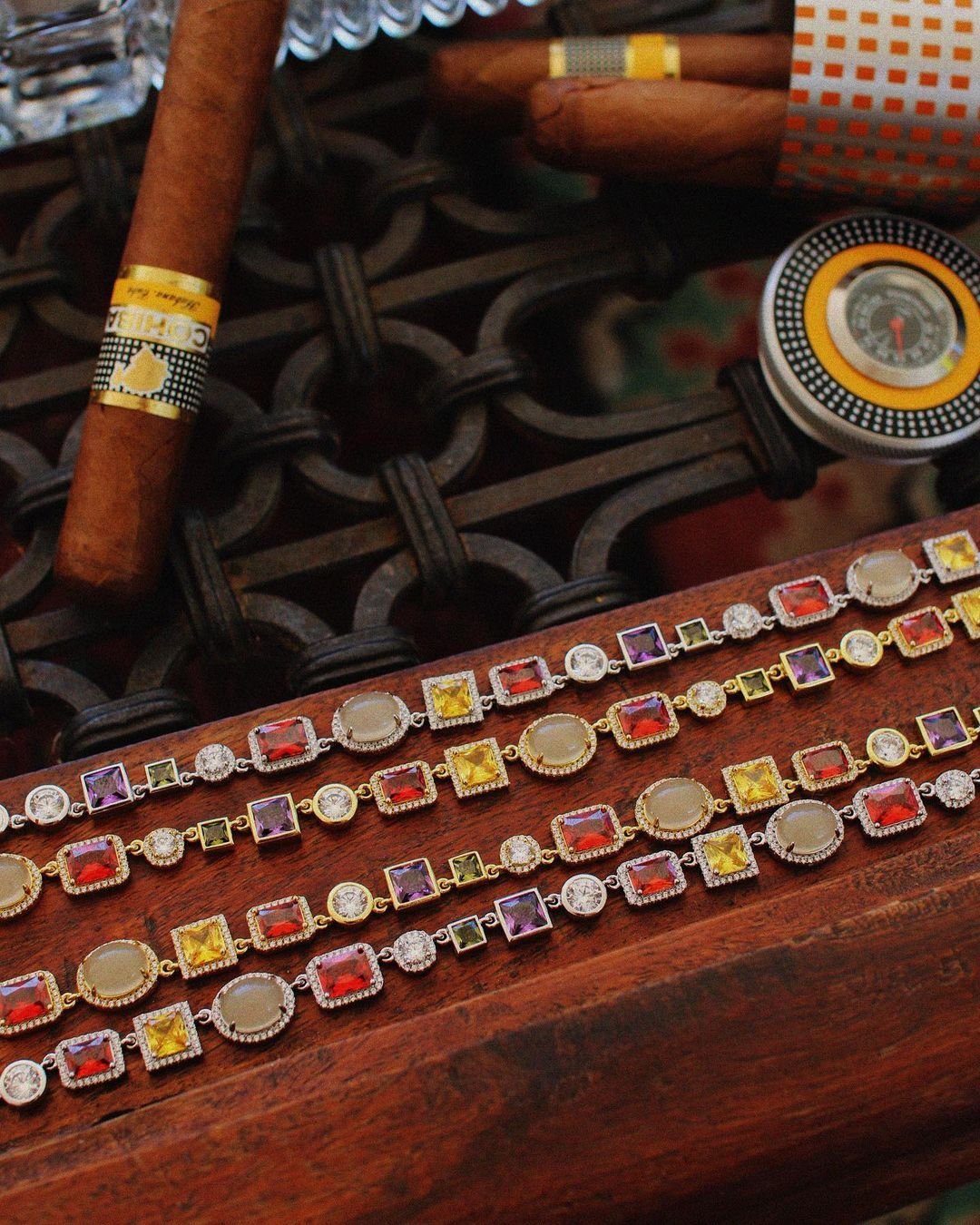 COLLIER DE GEMMES - OR - SAINT LEONE